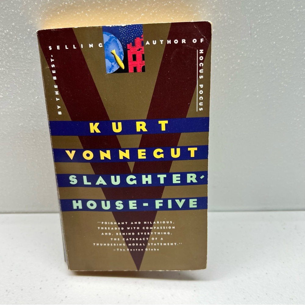 KURT VONNEGUT Slaughterhouse Five 1991 Paperback Edition - Picture 1 of 7